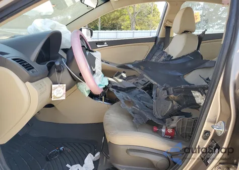 2013 Hyundai Accent Gls z USA, uszkodzony, nr VIN KMHCT4AE2DU487850